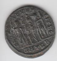 Római Birodalom / Szaloniki / II. Constantine 330-333. Follis Br T:1-,2 Roman Empire / Thessaloniki / Constantine II. 330-333. Follis Br "CONSTANTINVS IVN NOB C / GLORIA EXERCITVS / SMTSB" C:AU,XF