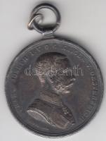 Osztrák-Magyar Monarchia 1915-1916. Kis Ezüst Vitézségi Érem "Der Tapferkeit/Ferenc József" mellszalag nélkül. Szign.: Tautenhayn T:2- Austro-Hungarian Monarchy 1915-1916. Medal for Bravery "Der Tapferkeit" silver II class/Franz Joseph" without ribbon. Sign: Tautenhayn C:VF