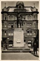 Budapest VIII. 32-es Mária Terézia Háziezred hősi emlékszobra