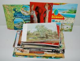 198 db modern motívumlap, köztük sok művészlap és néhány nagyméretű városképes lap is, érdekes színes anyag, közülük sok használatlan