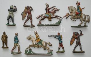 9 db ólomkatona, kopottak