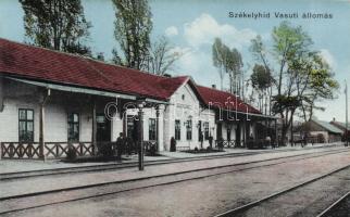 Székelyhíd railway station