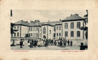 Bánffyhunyad school