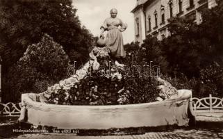 Hódmezővásárhely Fekete Sas szálloda, szökőkút