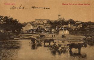 Szászrégen Maros riverside, carriages