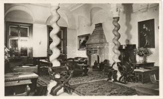 Radvány castle hotel, hall interior