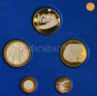 Csóka Zsuzsa (1962-) 1996. "Millecentenárium" aranyozott ezüst sorozata bársony dísztokban...