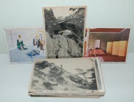 57 db régi japán képeslap, motívumlapok és városképes lapok vegyesen, szinte mind megíratlan