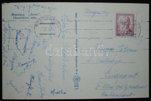 MTK futballistái által aláírt képeslap: Hidegkuti, Buzánszky, Sándor, Csikaz, stb.