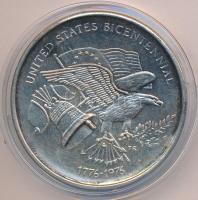 Amerikai Egyesület Államok 1976. "A függetlenség 200 éves évfordulója" Ag emlékérem. Szign: AM (Archibald MacNeal) Willard (31.47g/0.999) T:2,2- USA 1976. "United States Bicentennial / The Spirit of 76" Ag commemorative medallion. Sign: Archibald MacNeal Willard (31.47g/0.999) C:aXF