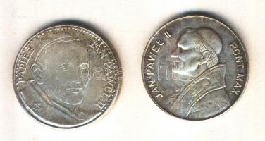 Lengyelország DN. "II. János Pál Pápa" 2db klf fém emlékverete T:2-
Poland ND. "Pope ...