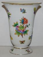 Herendi Viktória nyújtott váza, kézzel festett, hibátlan, jelzett, m:22 cm, h:17 cm