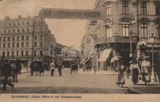 Bucharest Viktoria street, soldiers (EK)