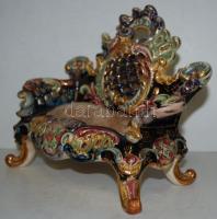 Díszkanapé, varrótű tartó párnával, jelzett Fischer Ignác Budapest, 1880 körül, kézzel festett arany...