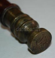 Régi réz pecsétnyomó fa nyéllel, P.F. monogrammal / 
Vintage brass stamp with wooden handle, 11cm