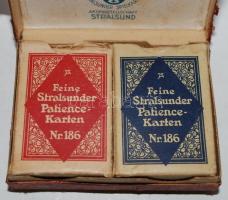 cca 1900 Feine Stralsunder Patience-Karten, egy csomag mini passziánszkártya eredeti dobozában, leírással /  Patience cards in original box, 8x6cm