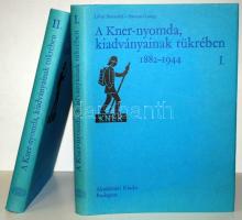 Lévay Botondné - Haiman György: A Kner-nyomda, kiadványainak tükrében 1882-1944 I-II. Bp., 1982, Akadémiai Kiadó. Kiadói egészvászon kötésben, védőborítóval, a második kötetben betűminták és nyomdai díszek hasonmásaival, melléklettel