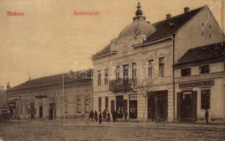 Mohács Széchenyi tér, Klausz Ádám üzlete, Rosenthal Béla üzlete, Közgazdasági bank (EK)