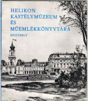 A Keszthelyi Helikon kastélymúzeum és műemlékkönyvtárának tájékoztató füzete sok fényképpel és 2 belépőjeggyel