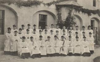 Gyulafehérvár seminary students, group photo