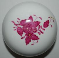 Herendi Apponyi mintás bonbonier, kézzel festett, áttört, 1 cm.-es lepattanással az oldalán, m:10 cm...