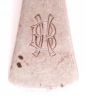 cca 1849-1930 Ezüst evőeszköz  tétel, 
250 g Vintage silver cutlery lot