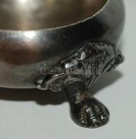 Kis ezüstözött tétel: kiöntők, szalvétatartó, saslábas fűszertartó, és 2db villa / 
Little silver pl...