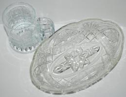 Gazdagon díszített üveg korsó m: 13 és kínálótál, csiszolt h:27 cm, hibátlanok