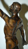 Férfi sportló akt, bronz, jelzés nélkül, gránit talapzaton, kezeinél sérült, m:36 cm