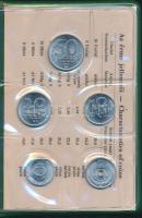 1977. 2f-10Ft 9klf "Magyar Népköztársaság" forgalmi érméi méregzöld műbőrtokban T:1