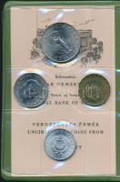 1980. 2f-10Ft 9klf "Magyar Népköztársaság" forgalmi érméi márványzöld műbőrtokban T:1