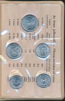 1972. 2f-10Ft 9kklf "Magyar Népköztársaság" forgalmi érméi vajszínű műbőrtokban T:1