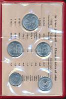 1974. 2f-10Ft 9kklf "Magyar Népköztársaság" forgalmi érméi piros műbőrtokban T:1