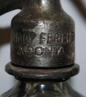 1938 "Globus szikvizüzem Scheibner Miklós Budapest IX. Ranolder u. 18" feliratú szódásüveg...