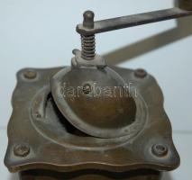 Mágus kávédaráló kis hibával