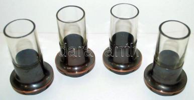 4db kupica réz aljban / 
Liqueur glasses with brass bottom, 8cm