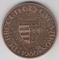 Tóth Sándor (1933-) 1986. "Debrecen 625 éve város - Nagy Lajos" Br emlékérem (42,5mm) T:1