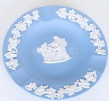 Wedgwood díszhamutál plasztikus figurákkal, jelzett, hibátlan, d:11 cm