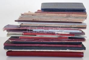 32db vegyes iskolai értesítő, bizonyítvány, oklevél, igazolvány és tagsági könyv