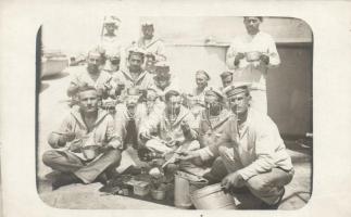 K.u.K. navy, Mariners eating on the board of SMS Erzherzog Karl, photo