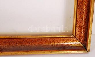 Modern fa képkeret nagyon apró lepattanással, belső: 45×60 cm, külső: 50×65 cm
