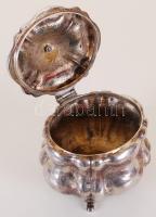 Rózsás cukortartó, ezüstözött alpakka, ötvös munka, jelzett, jó állapotban, m:12 cm, sz:11 cm, h:13 ...
