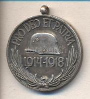 1918. Magyar Háborús Emlékérem kardokkal,sisakkal "Pro Deo et Patria" ezüstözött Br kitüntetés szalag nélkül T:2 Hungary 1918. Commemorative Medal for World War I for combatants, silver plated bronze medal without ribbon C:XF