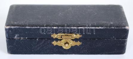 cca 1900 Record márkájú körszámláló eredeti tokjában, francia nyelvű leírással, jól működik / 
Recor...