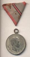 1918. Laeso Militi - Sebesültek Érme cink kitüntetés mellszalaggal. Szign.: R. Placht T:3,3-
Hungary...