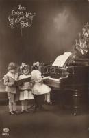 Christmas, children musicians
