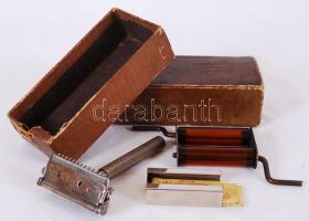cca 1910 Valet Auto Strop biztonsági borotva eredeti dobozában, hozzá tartozó zsilettpengékkel /  Vintage safety razor and blades in original box, 10x5cm