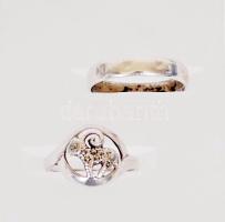 Ezüst tétel: 2 db gyűrű és nyaklánc medállal, nettó: 9 gr/ Silver rings and necklace