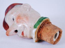Humoros férfi fejet formáló, kézzel festett porcelán dugó (kis lepattogzással) /  Funny hand painted porcelain cork (with minor fault), 8cm