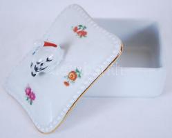 Hollóházi, gólyás ékszeres doboz, jelzett, hibátlan, m:7 cm, 8×9 cm/ porcelain box with stork